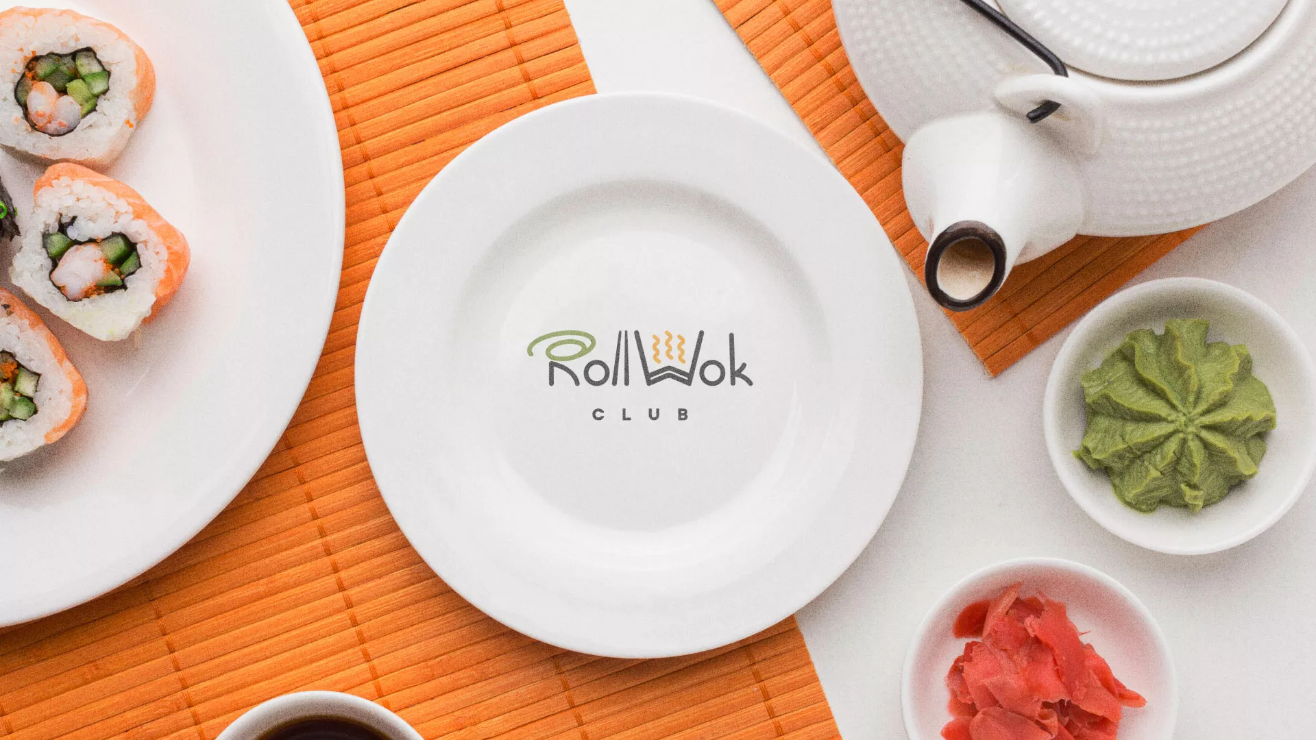 Разработка логотипа и фирменного стиля суши-бара «Roll Wok Club» в Подпорожье